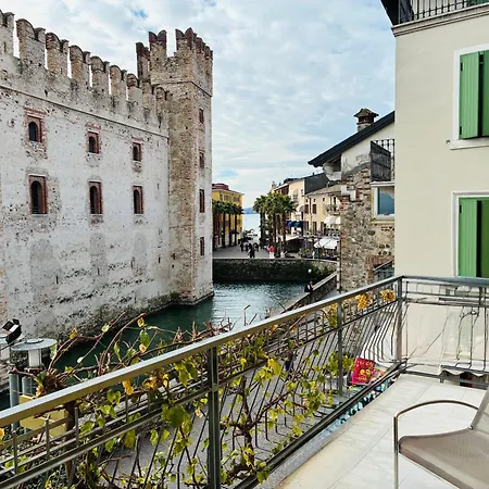 Syrmioncello - Castle Lounge Апартаменты