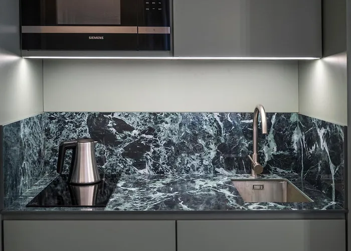 Апартаменты Syrmioncello - Castle Lounge