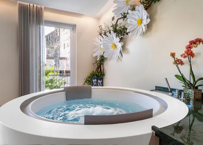 Syrmioncello - Castle Lounge Апартаменты *