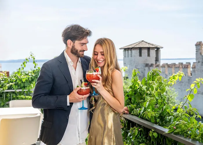 Апартаменты Syrmioncello - Castle Lounge Сирмионе