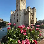 Syrmioncello - Castle Lounge Appartamento Sirmione